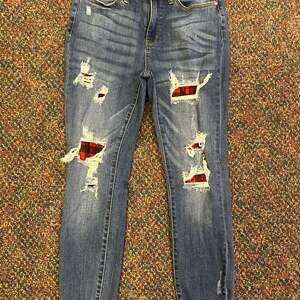 Judy Blue Buffalo Plaid Distressed Skinny Jeans Size  5/27